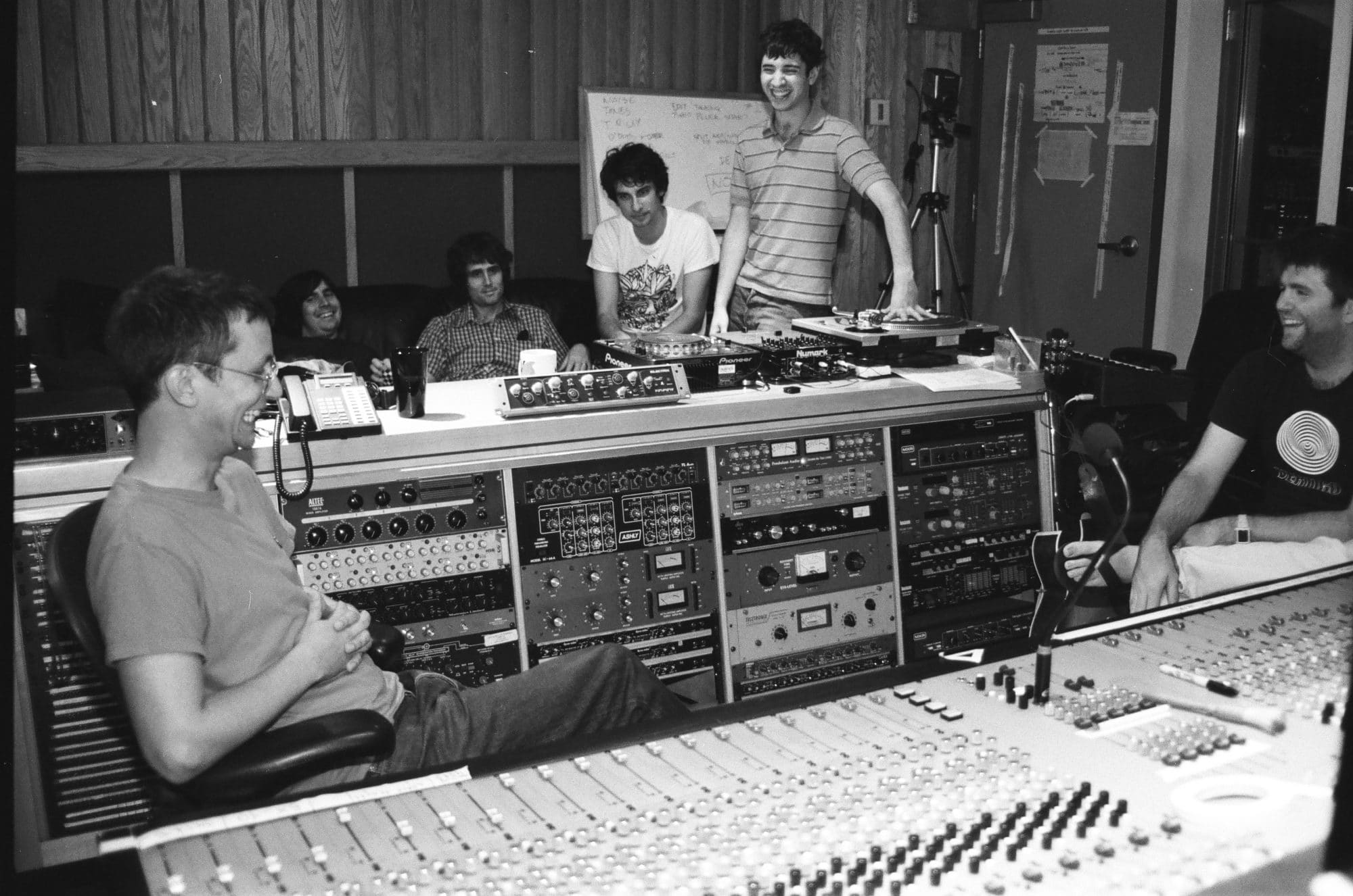 MEET ME IN THE BATHROOM ??? Musical ??cran #9 - Bordeaux Rock