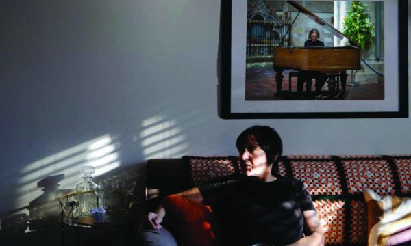 da Googie + Cara Tivey no writing